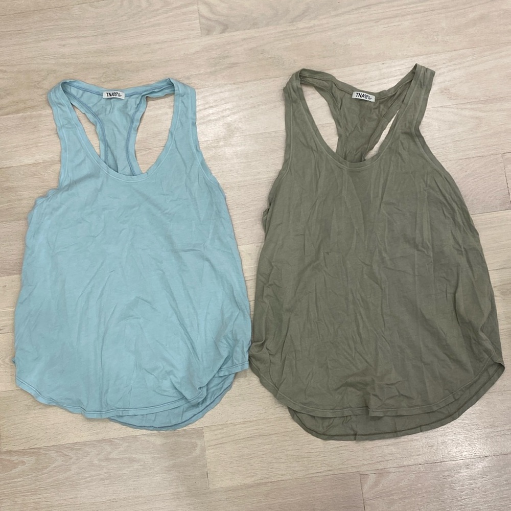 Aritzia TNA tank tops - size small